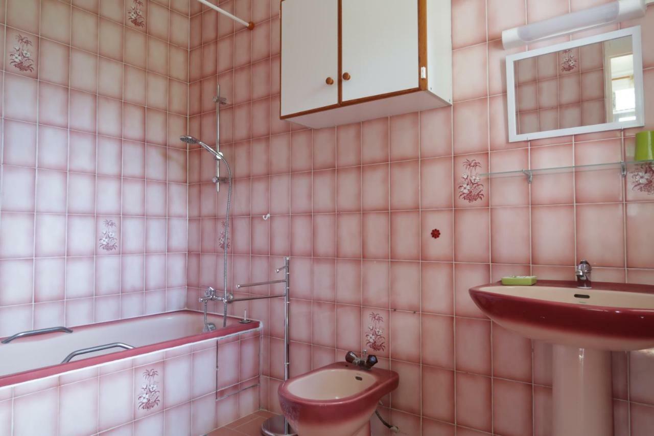 Maison Lakadri - Gosier Leroux เลอโกซิเยร์ ภายนอก รูปภาพ